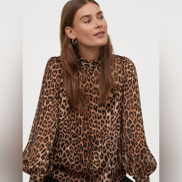 H&M Leopard Print Top - Picture 1 of 9